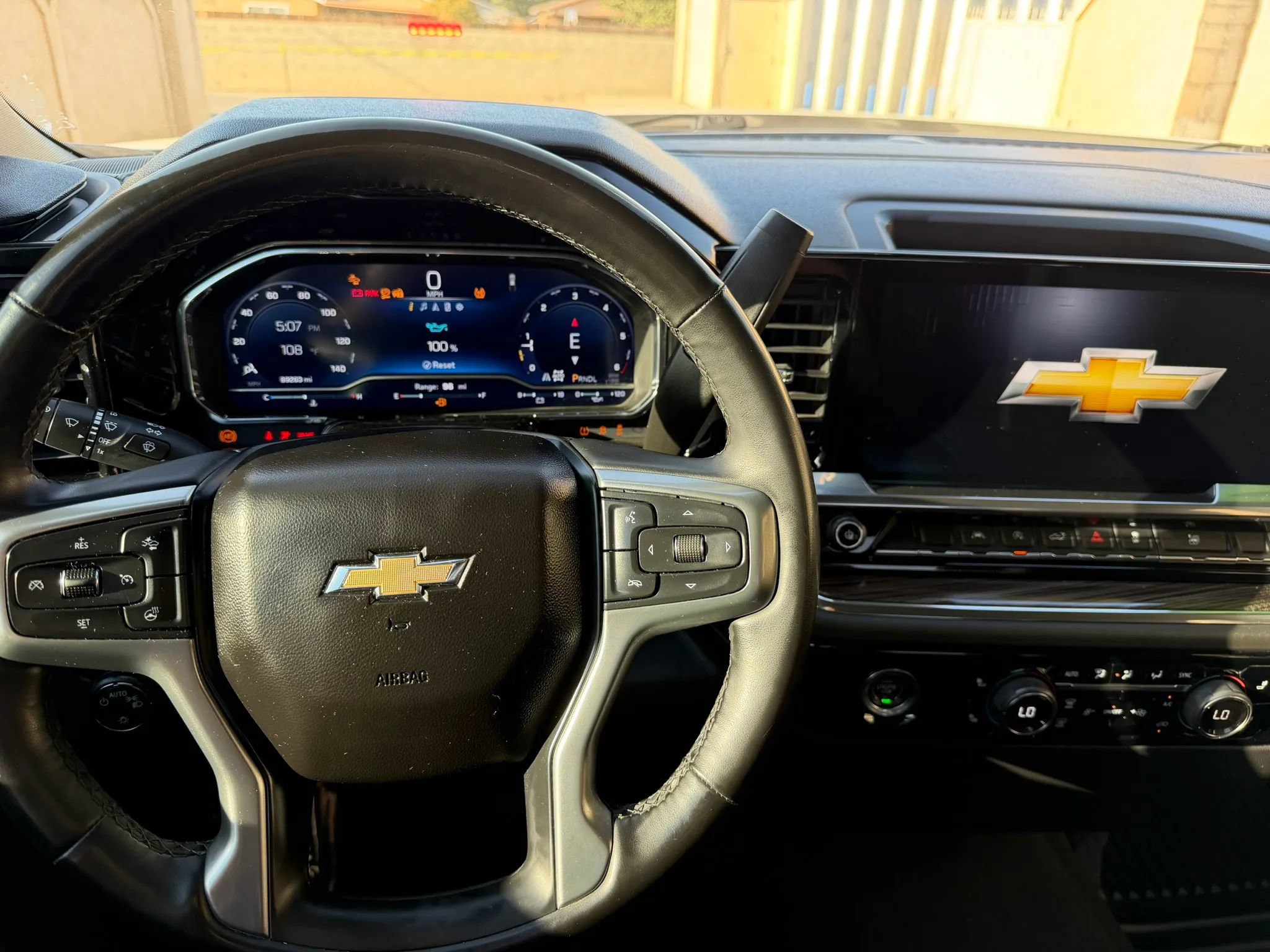 Used 2023 Chevrolet Silverado 1500 LT AWD/4WD image 21