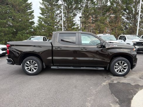 Used 2019 Chevrolet Silverado 1500 RST AWD/4WD image 11