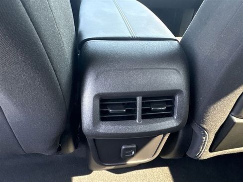 Used 2023 GMC Terrain SLE w/ Driver Convenience Package image 20