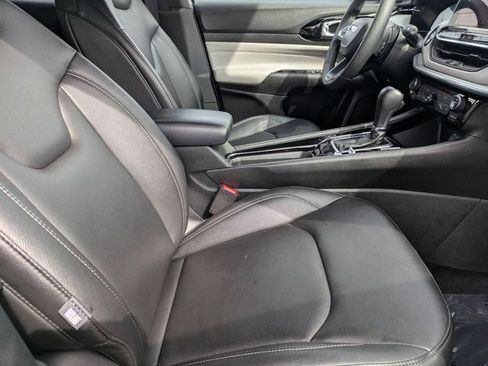 Used 2025 Jeep Compass Limited AWD/4WD image 30