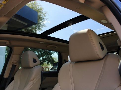 Used 2025 Acura MDX FWD image 14