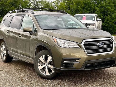 Used 2022 Subaru Ascent Premium w/ Convenience Package AWD/4WD image 1