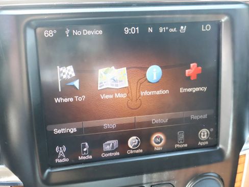Used 2014 RAM 3500 Laramie Longhorn w/ Convenience Group AWD/4WD image 43