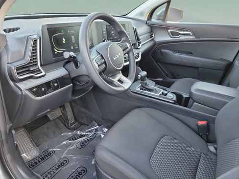 Certified 2024 Kia Sportage LX FWD image 15