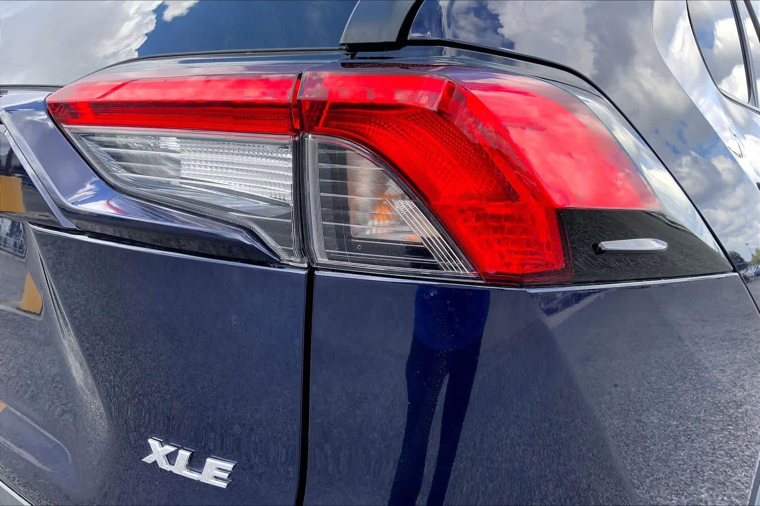 Used 2023 Toyota RAV4 XLE FWD image 10
