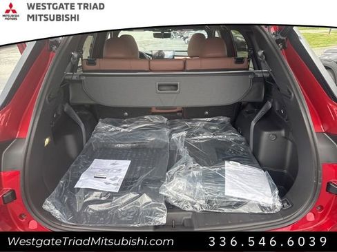 New 2025 Mitsubishi Outlander SEL image 15