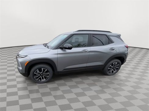 New 2025 Chevrolet TrailBlazer ACTIV w/ Convenience Package image 5