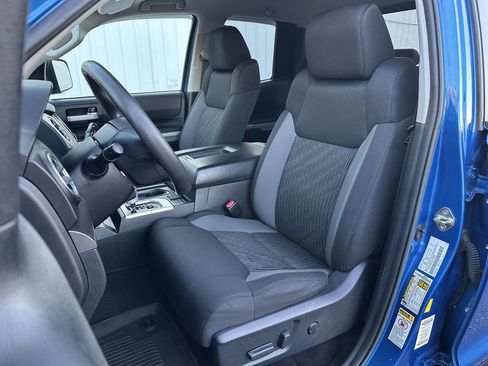 Used 2016 Toyota Tundra SR5 w/ TRD Off Road Package image 31