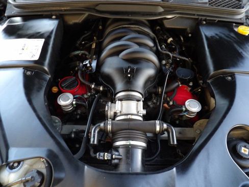 Used 2015 Maserati GranTurismo MC image 13