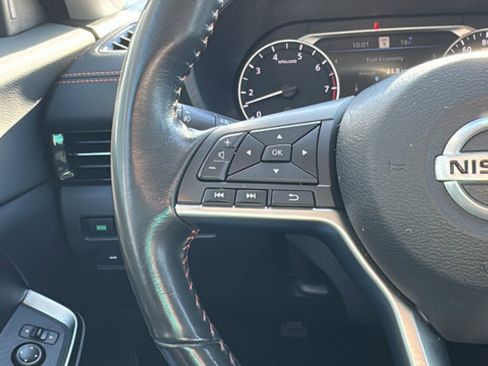 Certified 2022 Nissan Sentra SR w/ Trunk Package image 16