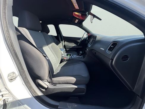 Used 2022 Dodge Charger SXT image 15