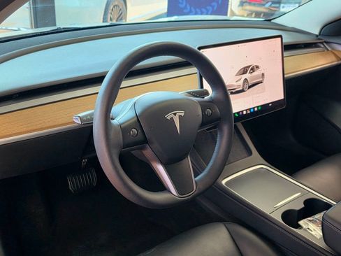 Used 2023 Tesla Model 3 Standard Range RWD image 12