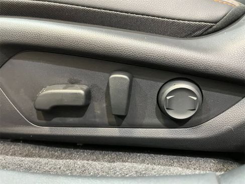 Certified 2025 Subaru Crosstrek 2.5i Limited image 12