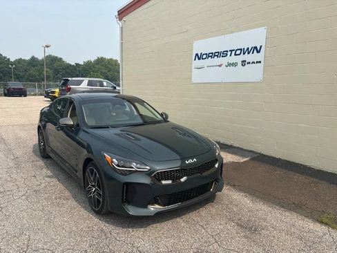 Used 2023 Kia Stinger GT2 AWD/4WD image 1