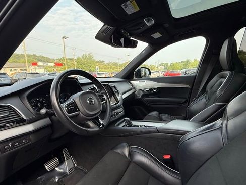 Used 2022 Volvo XC90 T8 R-Design w/ Advanced Package image 16