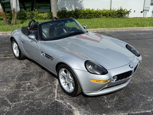 Used 2002 BMW Z8 RWD image 22