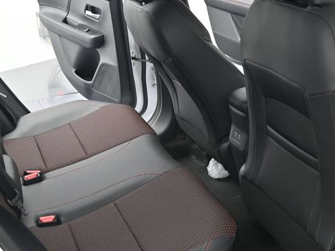 New 2026 Nissan Kicks SR w/ Illumination Package FWD image 7