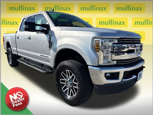 Used 2019 Ford F250 Lariat w/ Lariat Value Package AWD/4WD image 1