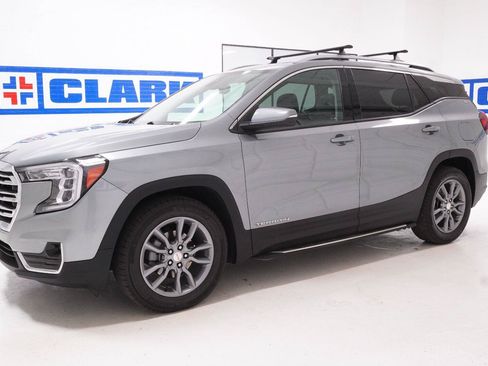Used 2023 GMC Terrain SLT w/ LPO, 'HIT The Road' Package FWD image 39