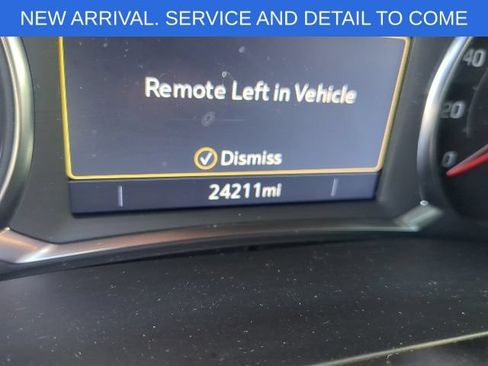 Certified 2023 Chevrolet Traverse LT FWD image 2
