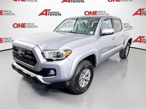Certified 2017 Toyota Tacoma SR5 w/ Tow Package RWD image 3