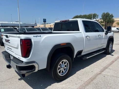 Used 2025 GMC Sierra 2500 SLT w/ Texas SLT Premium Package AWD/4WD image 3