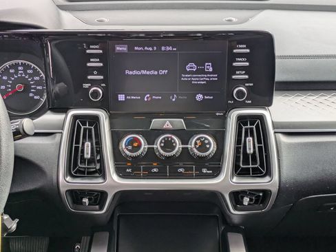 Used 2021 Kia Sorento LX FWD image 21