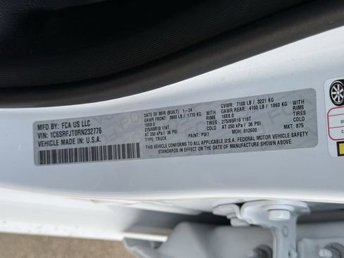 Used 2024 RAM 1500 Laramie image 34