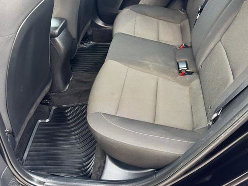 Used 2022 Kia Forte LXS w/ LXS Technology Package image 36