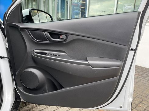 Used 2020 Hyundai Kona SE FWD image 28