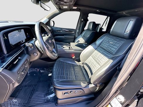 Used 2023 Cadillac Escalade V w/ LPO, Floor Liner Package image 21