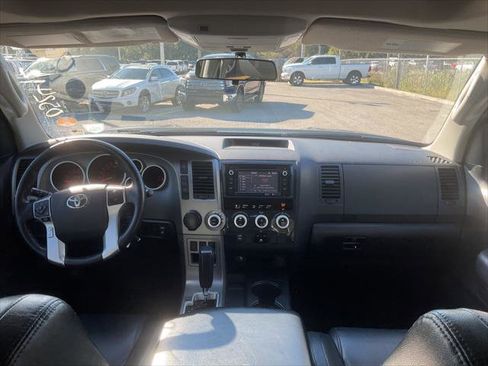 Used 2014 Toyota Sequoia SR5 image 31