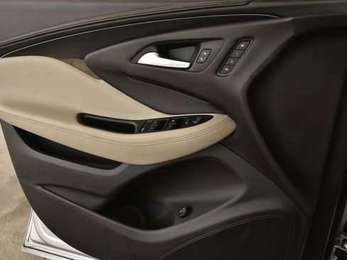 Used 2018 Buick Envision Essence w/ LPO, Cargo Package image 9