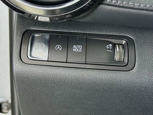New 2026 Chevrolet Equinox LT w/ Convenience Package II FWD image 12