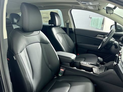 New 2026 Kia Sportage SX FWD image 31