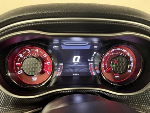 Used 2018 Dodge Challenger SRT Hellcat image 23
