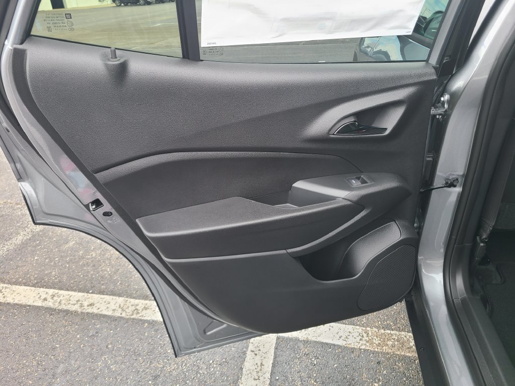 New 2026 Chevrolet Trax RS w/ Driver Confidence Package FWD image 16