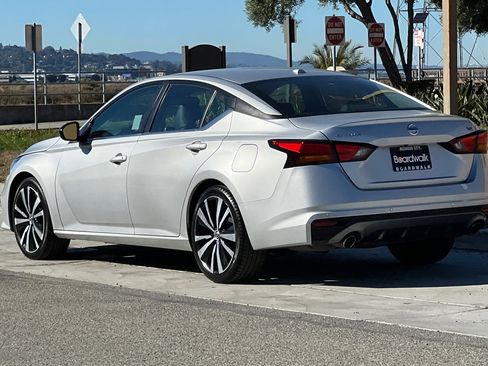 Used 2022 Nissan Altima 2.5 SR image 6