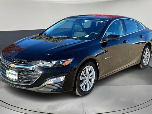 Used 2024 Chevrolet Malibu LT image 3