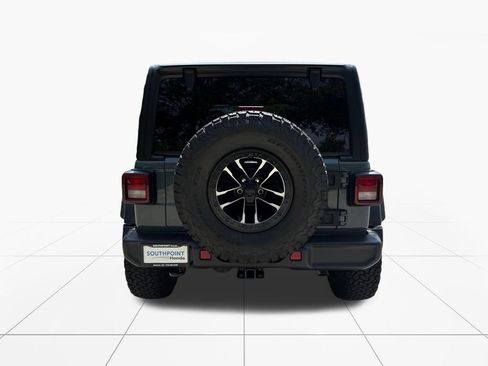 Used 2025 Jeep Wrangler Unlimited Sport AWD/4WD image 7