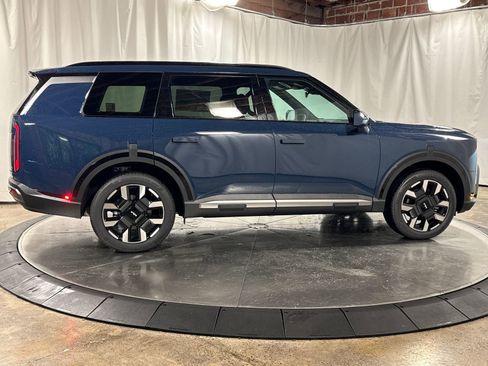 New 2027 Kia Telluride S w/ Towing Package AWD/4WD image 9
