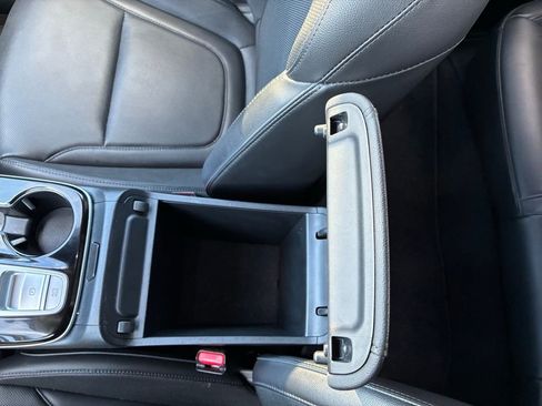 Used 2024 Hyundai Tucson Limited image 38