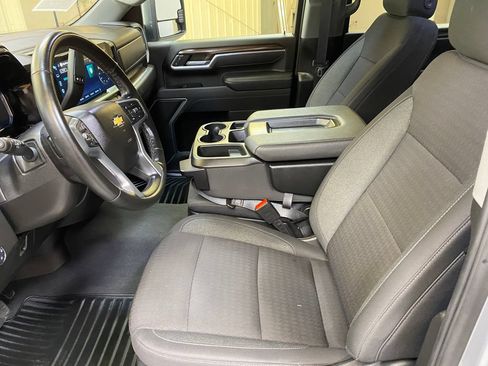 Used 2025 Chevrolet Silverado 2500 LT w/ Convenience Package AWD/4WD image 22