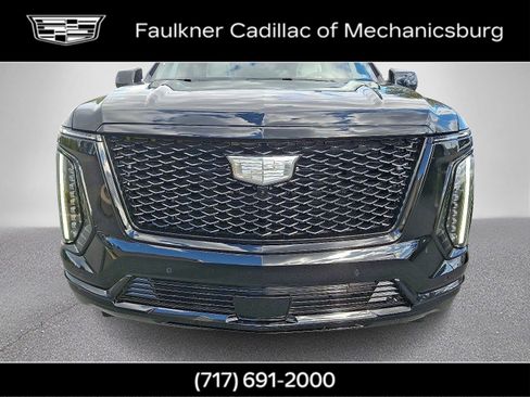 New 2025 Cadillac Escalade Sport Platinum w/ LPO, ONYX Package image 8