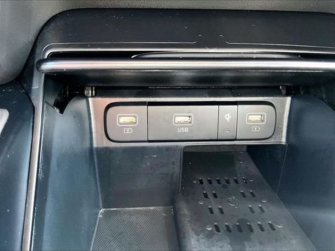 Used 2023 Kia Sorento S w/ Panoramic Sunroof Package AWD/4WD image 28