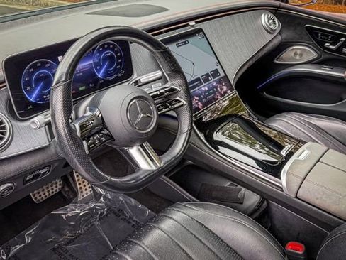 Used 2022 Mercedes-Benz EQS 450+ Sedan image 23