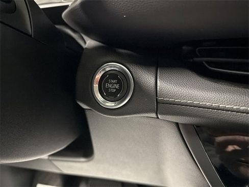 Used 2023 Buick Envision Preferred image 48