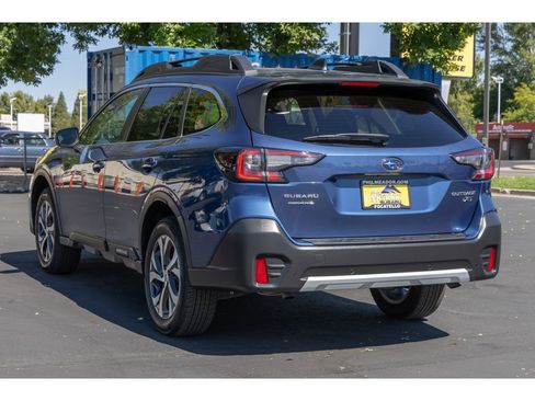 Certified 2022 Subaru Outback Limited XT image 5