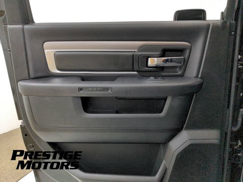Used 2022 RAM 1500 Warlock AWD/4WD image 23