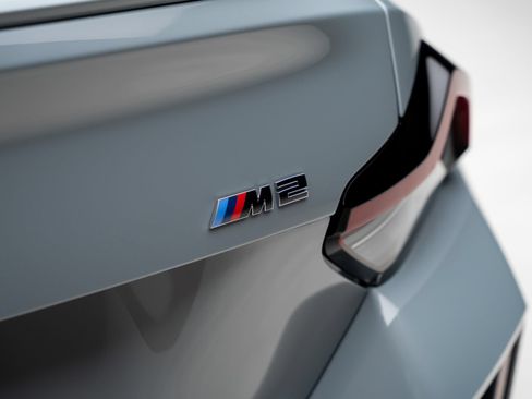Used 2026 BMW M2 w/ Lighting Package RWD image 31